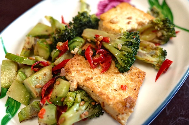 Ornish-Diät: Gemüse mit Tofu